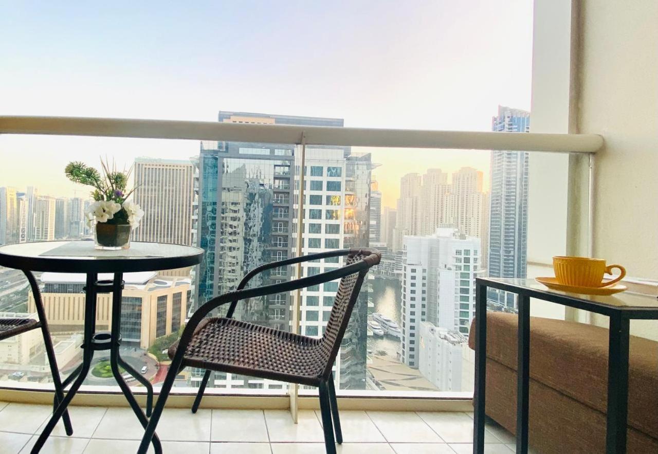 Appartement Marina And Sea View At 10mn From Jbr & Metro Deluxe For 4ppl Late Check-in & Late Check-out Dubaï